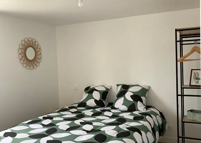 Les De St Mart Apartment Brehal